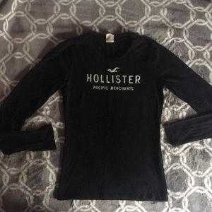 Hollister Long Sleeve Shirts